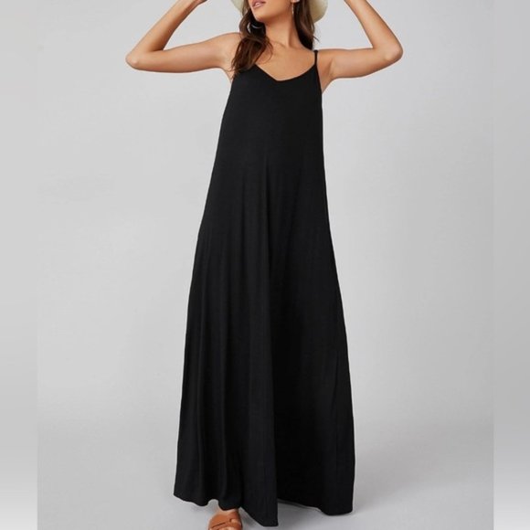 Black Cami Dress With Pockets - Picture 3 of 6